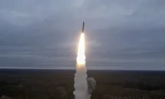 Пхенян изстреля нови балистични ракети