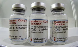 12 000 дози от ваксината на Moderna пристигнаха у нас