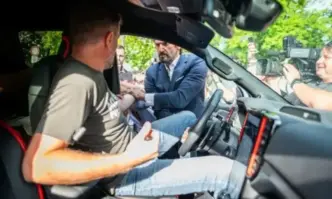 Двама лидери на противникови партии си спретнаха спаринг на предизборен