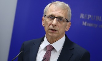 Децата да завършат учебния срок присъствено в училище такава