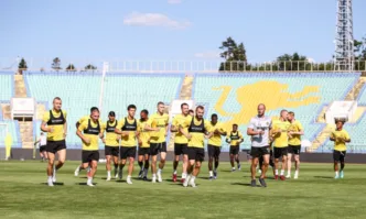 Кипърските привърженици са предизвикали напрежение използвайки градския транспорт в столицата Трима