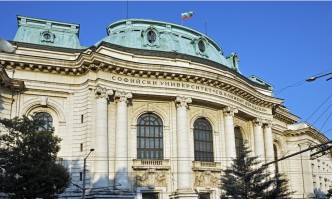 От 5 до 15 по високи такси за кандидатстване и обучение