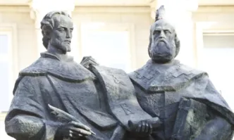 На 1 ноември България отбелязва Деня на народните будители –