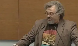 Депутатът Манол Пейков беше предизвикан на тема руски песни от