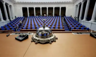 Първо тържествено заседание на 52 рото Народно събрание Точно в 10