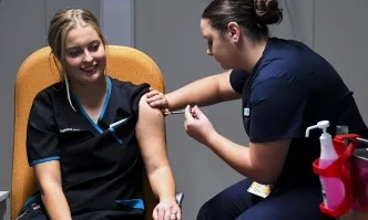 Старт на ваксинацията в Австралия