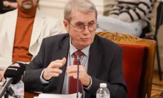 Министърът на здравеопазването Христо Хинков се срещна с директора на