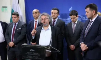 Нашето правителство може да бъде съборено но ще е ясно