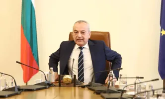 В битието си на премиер повече от 9 месеца ще