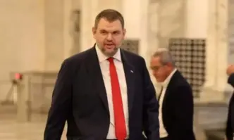 Обръщам се към лидерите на ГЕРБ и ПП ДБ Бойко Борисов