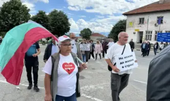 Жители на карловските села които бяха засегнати от наводнението през