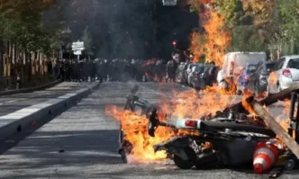 Франция пламна, ученическите протести ескалираха - 119 са ранени