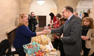 Министърът на труда и социалната политика Борислав Гуцанов откри благотворителния
