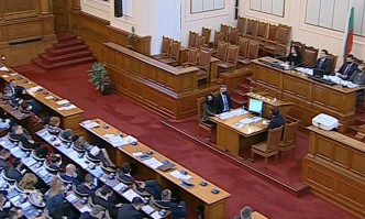 Скандал избухна в парламента между представители на ИТН и ГЕРБ