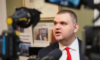 Лидерът на ДПС Делян Пеевски сезира Европейската прокуратура за олигарсите в