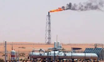 Поне месец Саудитска Арабия няма да може да възстанови напълно производството на петрол