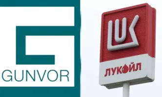 Лукойл прие предложение за изкупуване на активите ѝ