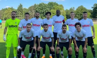 Червените върнаха бързо два гола но не стигнаха до равенствотоОтборът