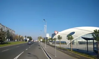 Спортното бижу Apeнa Бypгac официално отваря врати днес написа в