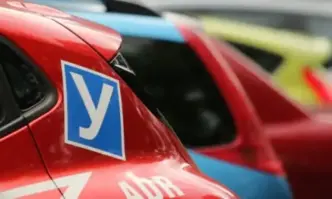 Полигоните за безопасно шофиране трябва да станат част от подготовката