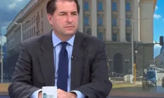 Доц. Борислав Цеков: Тиранията на мнозинството завършва или с провал, или с катастрофа