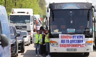 Рашковото МВР не пуска превозвачите в София: Страх ни е за сигурността ни, ДС се върна на власт