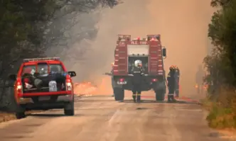 Нова група от 36 пожарникари заминава за Гърция в помощ за гасене на пожарите