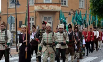 Панагюрище днес е център на националните тържества посветени на 149 ата