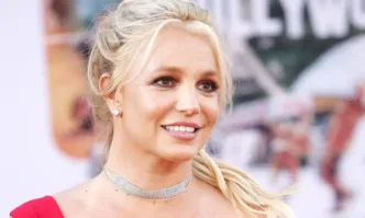 Известната американска певица Бритни Спиърс не функционира като възрастен Според