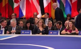 Външните министри на НАТО: Заедно може да се изправим срещу всяка заплаха