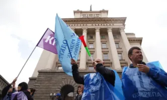 Синдикати от КНСБ и КТ Подкрепа излизат на протест пред МС