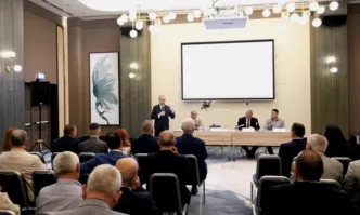 Караджов: Преминаването от БДЖ към частни оператори ще стане плавно и няма да бъде усетено от пътуващите