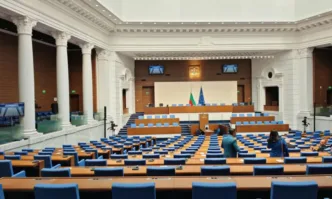 Парламентът ще разгледа на второ четене законопроекта за създаване на Комисия за противодействие на корупцията