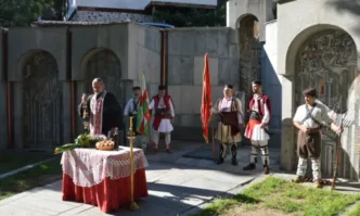 Благоевград се поклони пред героите от Илинденско-Преображенското въстание (СНИМКИ)