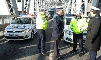 Улесняват трафика на Дунав мост 2 с повече служители и допълнителна лента за тирове