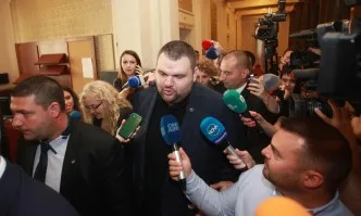 Делян Пеевски няма да ходи в Европейския парламент (ОБНОВЕНА)