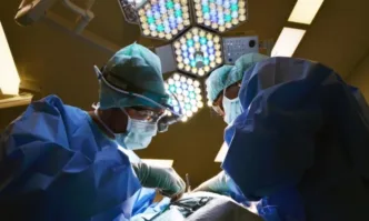 Хирург-педофил с максимална присъда във Франция – съдът разкри ужасяващи мащаби на насилие