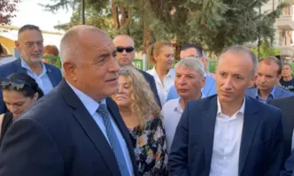 Нахални и брутални от сутринта повтарят една и съща опорка