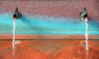 Загубите във водопреносната мрежа на ВиК са между 56 и