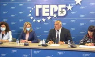 Бойко Борисов пред Жени ГЕРБ: Искат да докопат кандидат-президента ни, за да се разправят с него (ВИДЕО/ОБНОВЕНА)