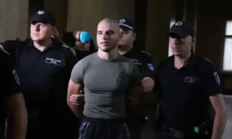 В този момент Васил Михайлов се намира в следствения арест