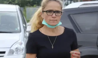 Илияна Йотова помилва Десислава Иванчева