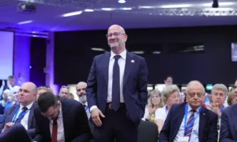 Евродепутатът бе избран за председател на партията от Националното ѝ