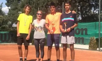 Александър Николов и Биляна Милчева победиха на регионално до 16 г. в София