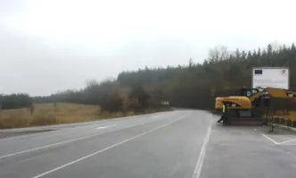 Проходът Петрохан ще бъде затворен за всички превозни средства от