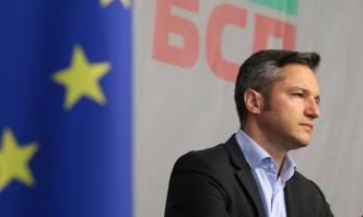 Той потвърди че оставката на Нинова е депозирана и е