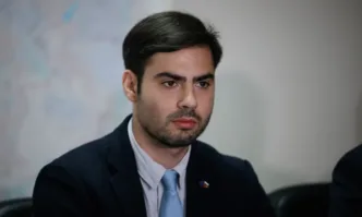 След поредно паднало дърво в парк Врана областният управител на