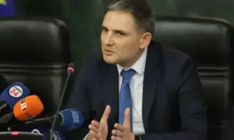 Министерският съвет прие решение с което освобождава предсрочно Петър Петров