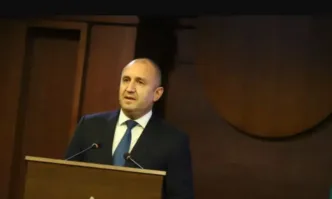 Държавният глава Румен Радев кани утре – сряда първата политическа