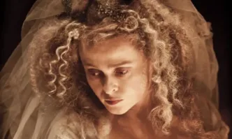 Изхвърлиха Хелена Бонъм Картър от Белият лотос